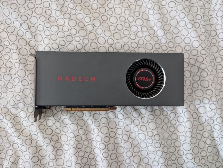 Placa gráfica AMD RX5700