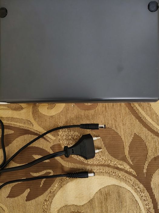 ДБЖивлення для роутера і оптоволоконного терміналу.