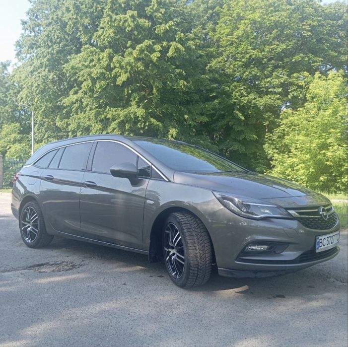 Opel Astra 2017.