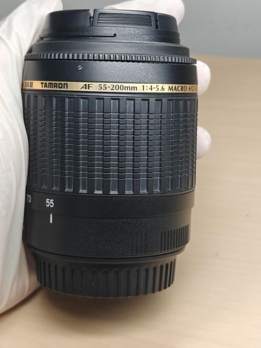 Obiektyw Canon EF Tamron 55-200 Lo Di II macro Świetny stan