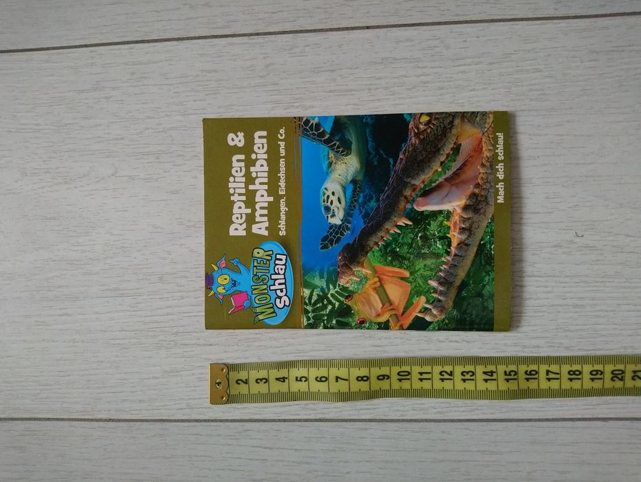 Книжечка дитяча про тварин на німецькій мові