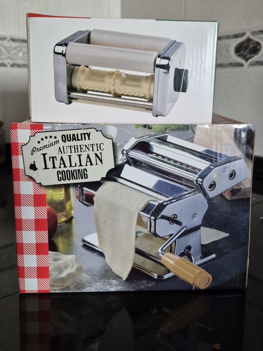 MNOVO: Máquina de massa / Italian pasta machine