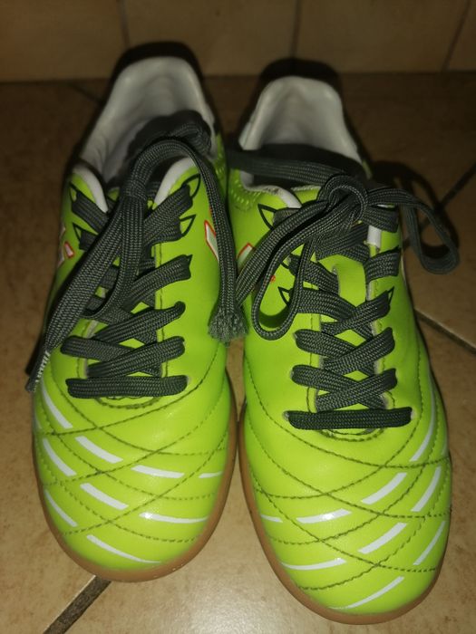 Halówki, buty halowe, huari 29