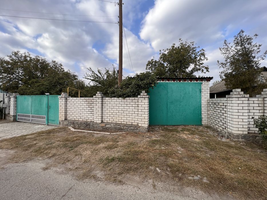 Продаж будинку, центр с.Потоки, 10 хвилин від Кременчука