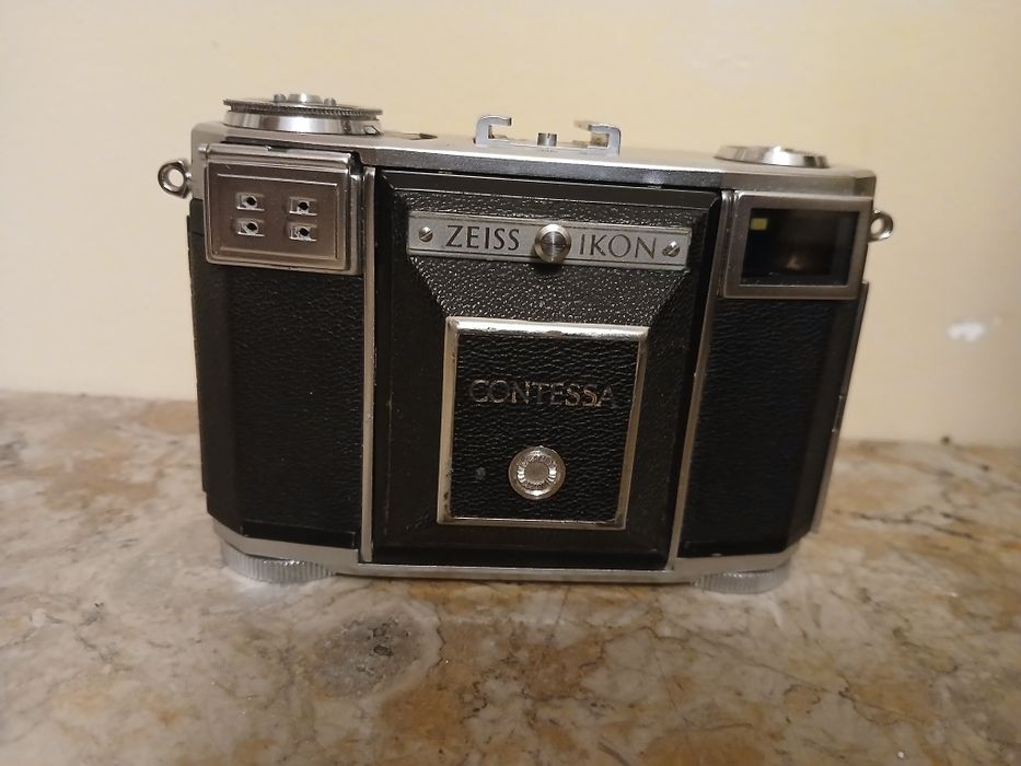 Câmara Antiga Zeiss Ikon com Bolsa