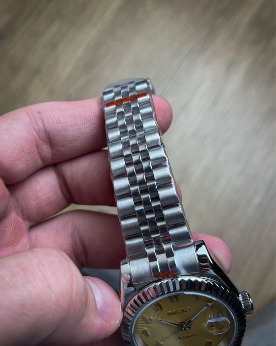 Seiko MOD Date Just NH35