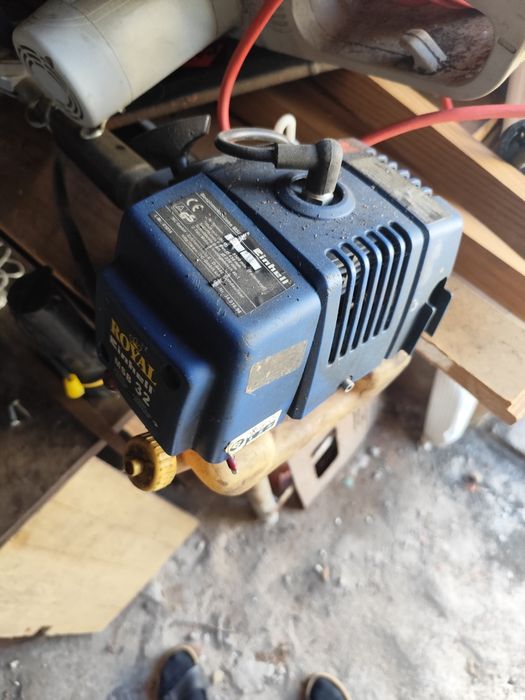 Roçadora a Gasolina Einhell Royal MSB 32
