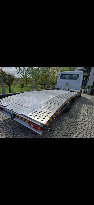 Pomoc drogowa transport aut