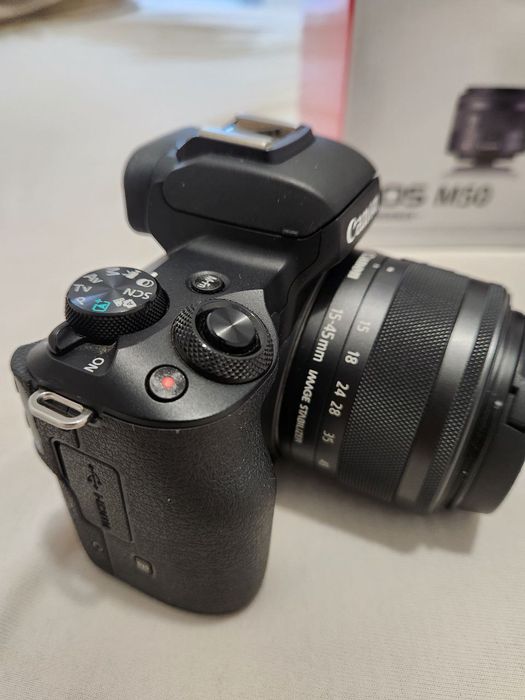 Kit Canon EOS M50 + Adaptador Viltrox