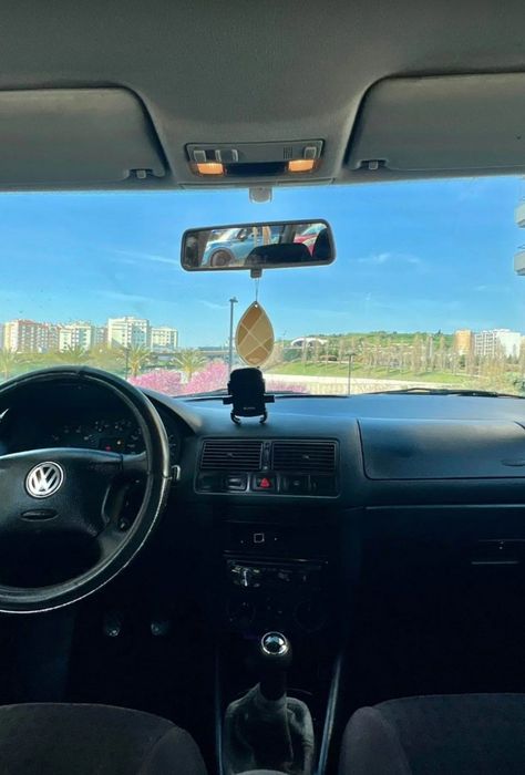 Golf  1.4 na cor prata