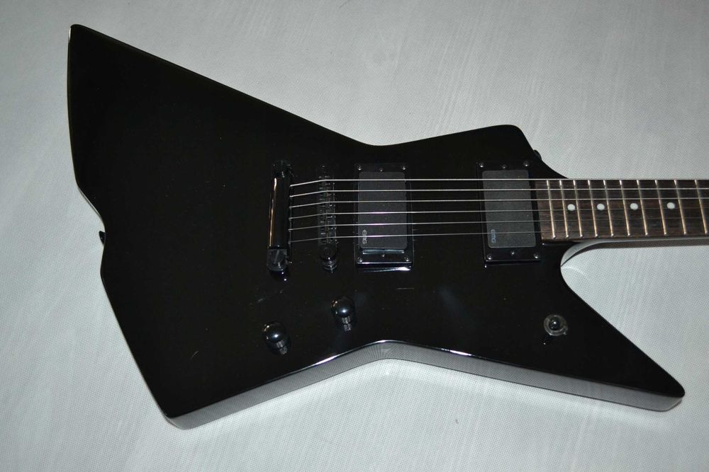 Harley Benton EX-84 MODERN EMG 81/60 BK gitara Explorer - ustawiona!