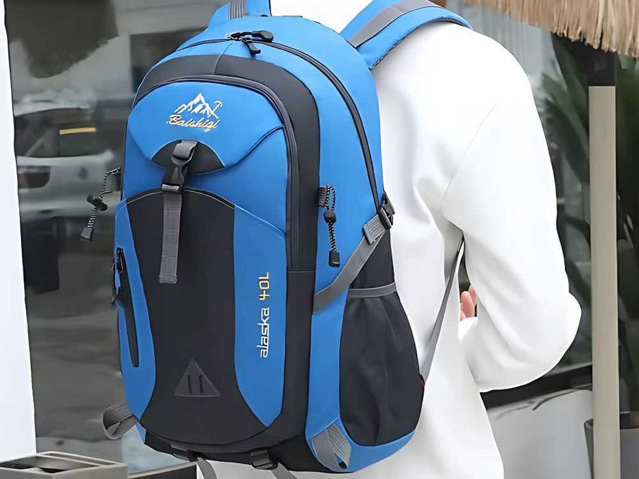 Funkcjonalny plecak do szkoły, pracy, na wycieczki i trening.