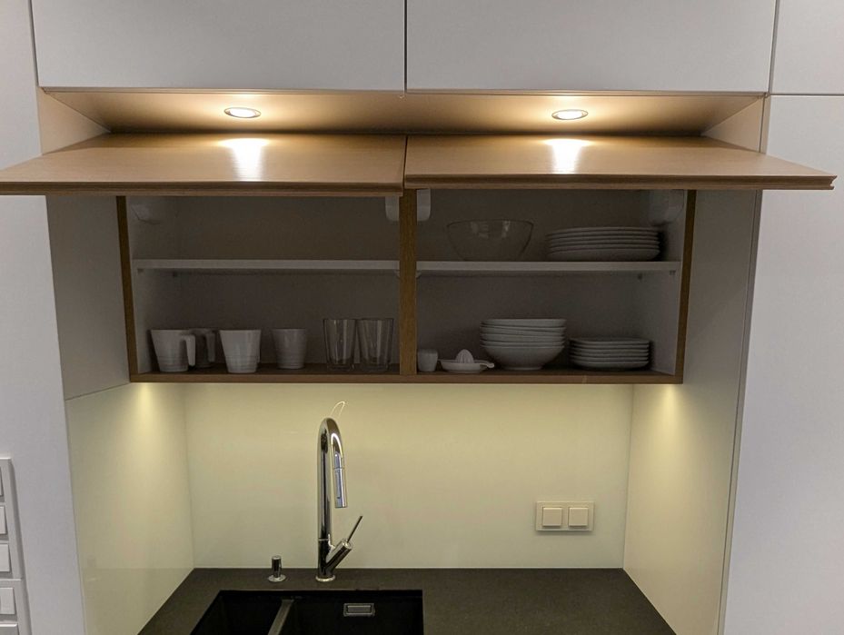 Kuchnia na wymiar MDF biały + AGD + granitowy blat