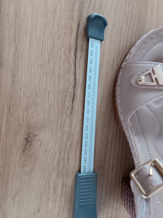 Nowe sandałki beżowe r 41 wkładka 26,5 cm
