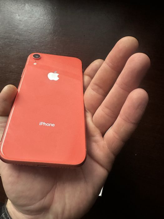 Iphone xr айфон хр 64г