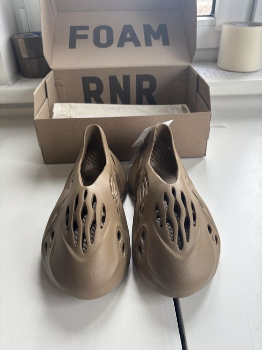 Yeezy FOAM Clay Taupe