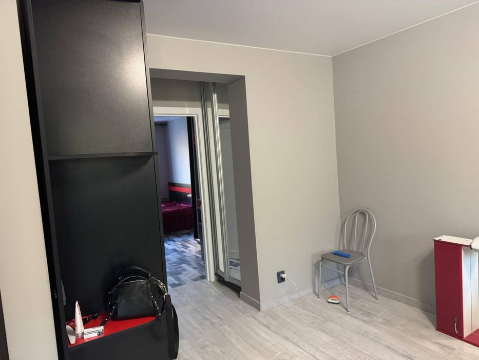 Продам 2к квартиру в Центральному районі міста пр. О. Поля ( Кірова)