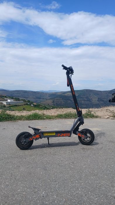 Trotinete g2 Elétrica em Excelente Estado - Pronta a Andar
