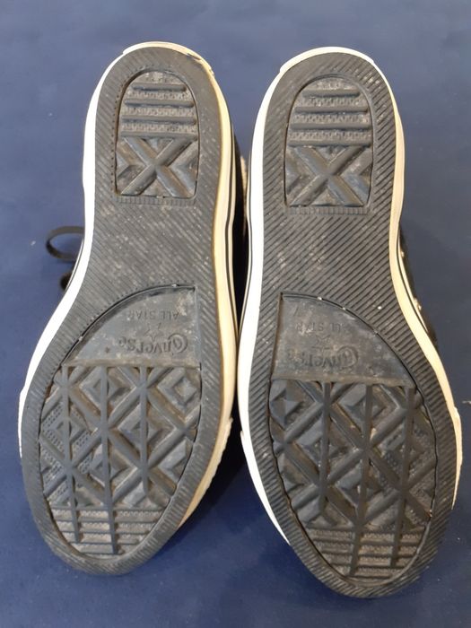Trampki ocieplane Converse.