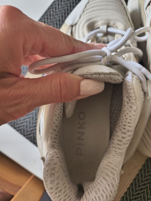 Buty sportowe damskie