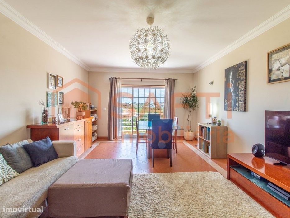 Apartamento T2+2 na Ericeira