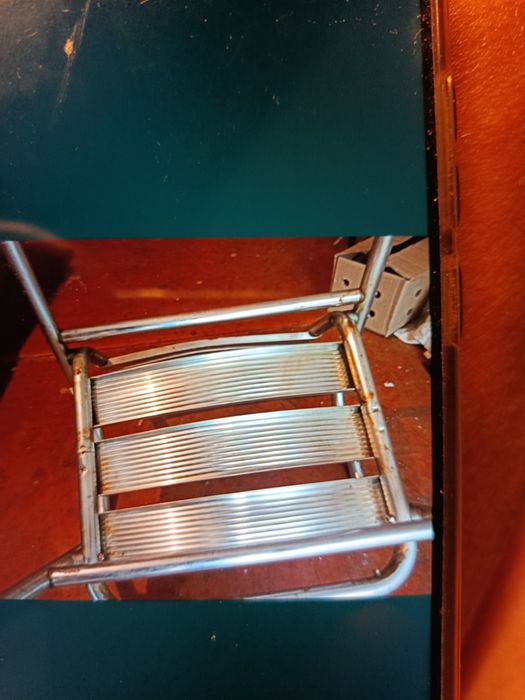 Стул алюминиевый.