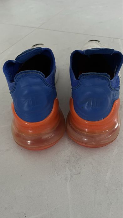 Кросівки Nike Air Max 270