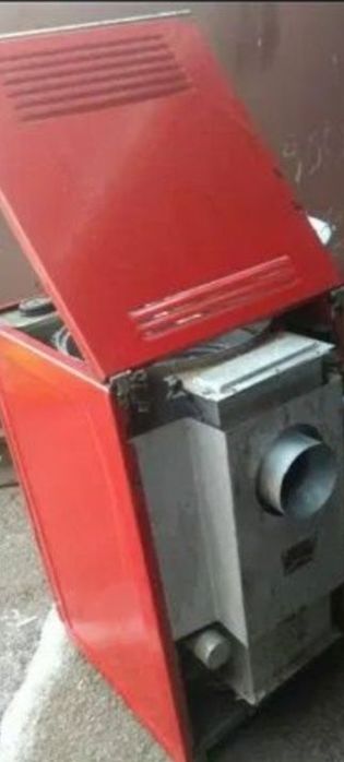 Котел на рідкому паливі/ жидком топливе