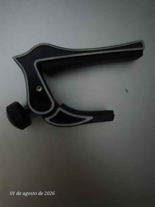 Guitarra acústica Yamaha