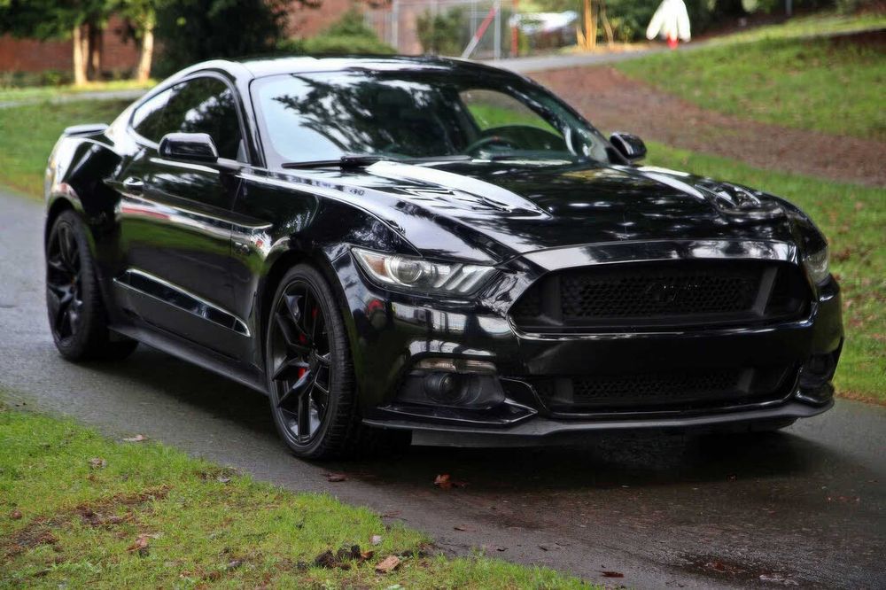 Ford Mustang GT      2016