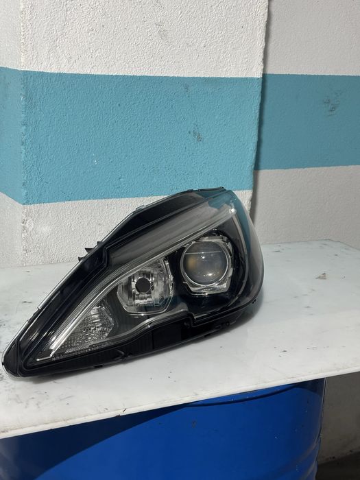 Farol Peugeot 308 dianteiro esquerdo