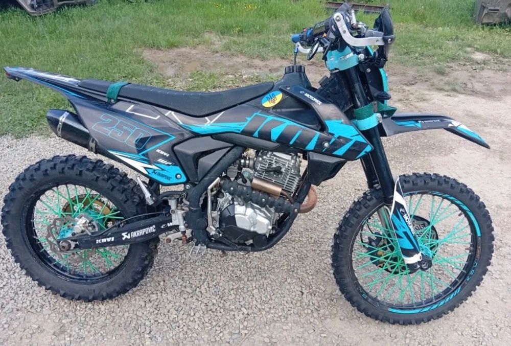 Продам Мотоцикл кові 250 куб