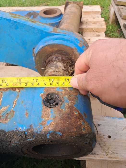 Łącznik łyżki, kiwak koparka terex