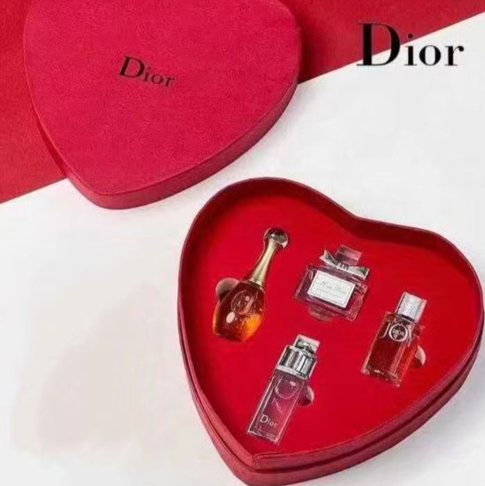 Набір оригінальних парфумів Шанель на подарунок