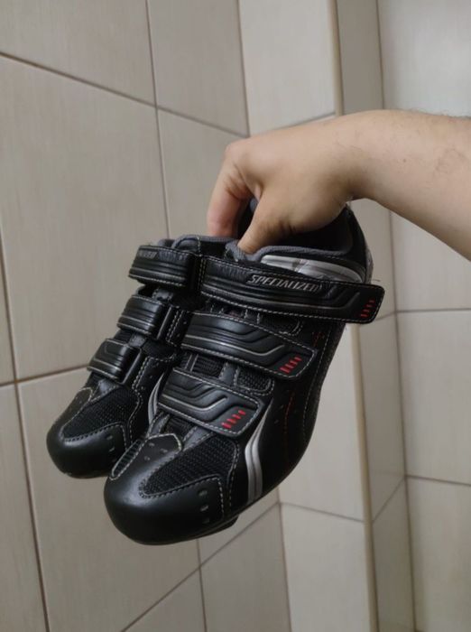 buty kolarskie szosowe 41 Specialized sport RD czarne classic sport re
