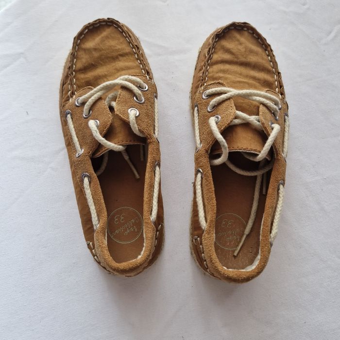 Sapatos tipo mocassins