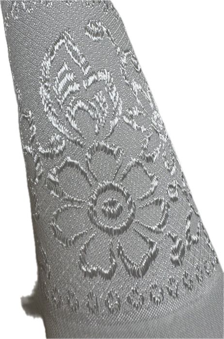 Жіночій білий платок 100/100