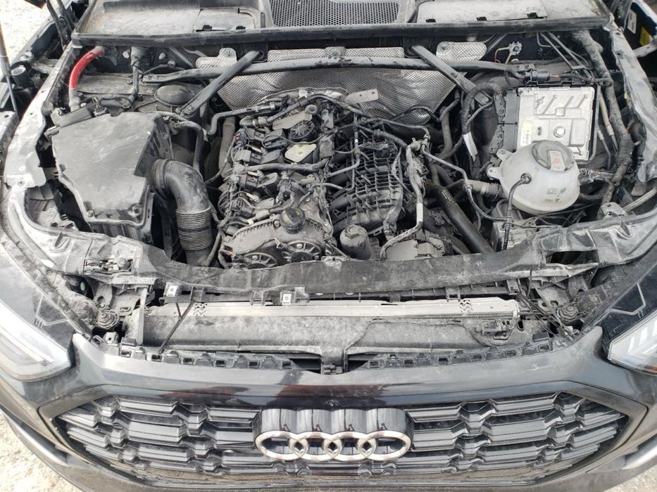 Продам Audi q5 2023