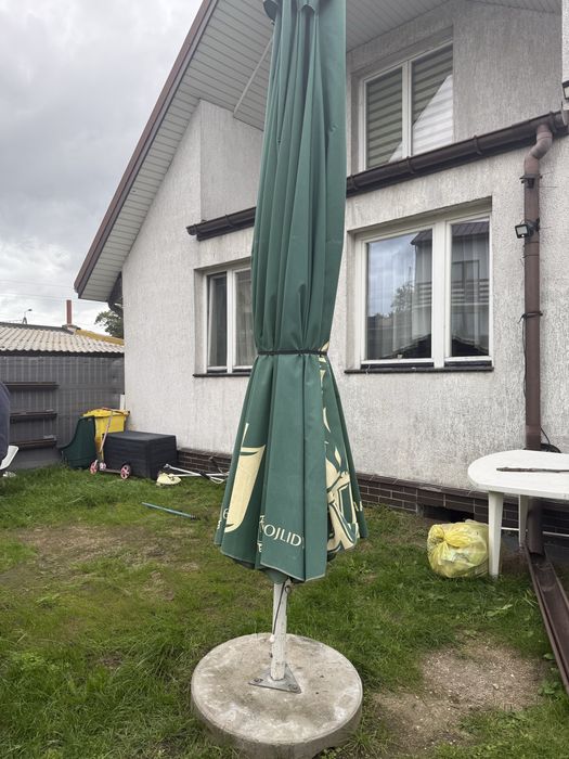 Parasol Żubra z podstawa