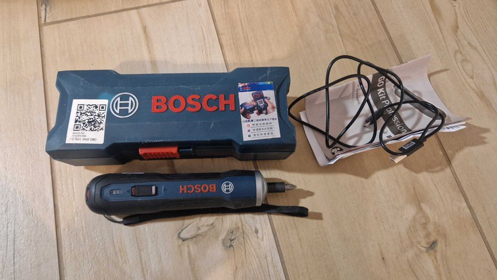 Wkrętarka akumulatorowa/ Wkrętak BOSCH GO Professional  3.6V