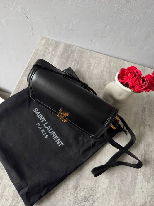 Сумка saint laurent , шкіряна сумочка сен лоран . У наявності !!