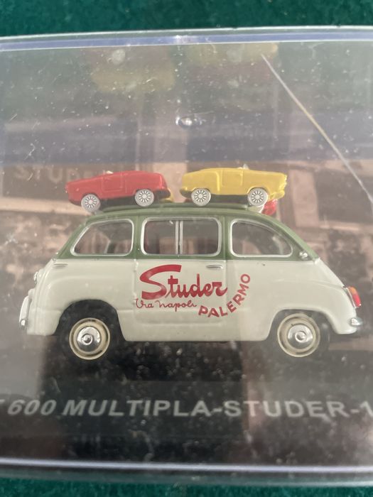 Miniatura FIAT 600 Multipla 1959