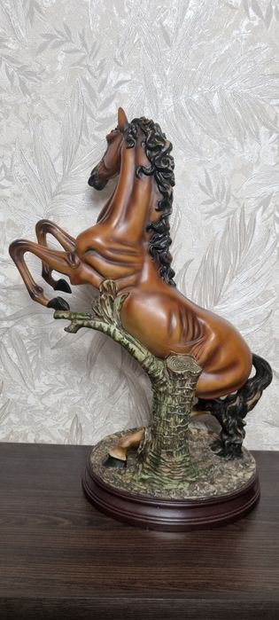 К Году Лошади. Крупная интерьерная скульптура "Вздыбленный  конь"66см