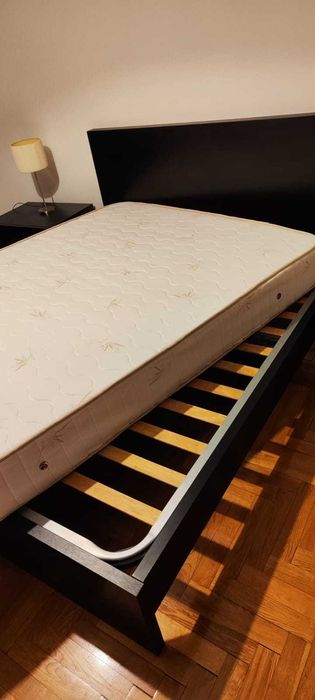 Mobília de Quarto Completa – Elegante e em Bom Estado