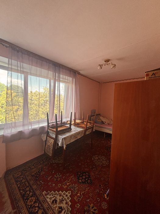 Продам 3-х кімнатну квартиру