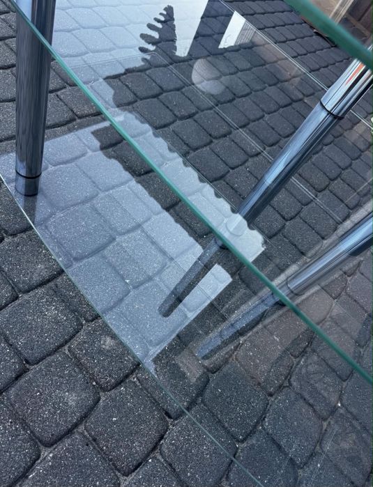 Szklany Stolik RTV