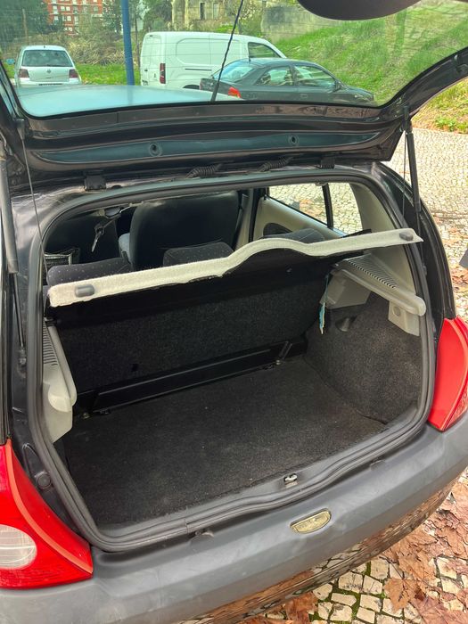 Clio 1.2 gasolina ano 2002