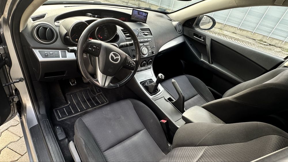 Mazda 3 2010 1.6d klima kamera cofania