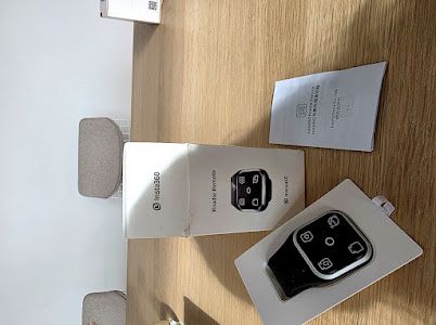 Insta360 Roadie Remote — Comando Bluetooth