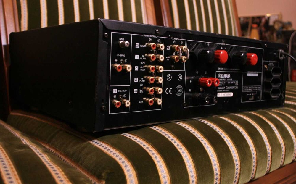 Yamaha AX-596 Japoński wzmacniacz stereo 2x155W Pilot mocny i
